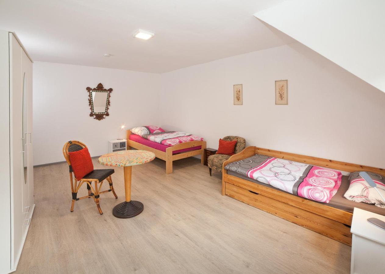 Haus Haas Zimmer&Fewo Apartment Lauda-Koenigshofen Luaran gambar
